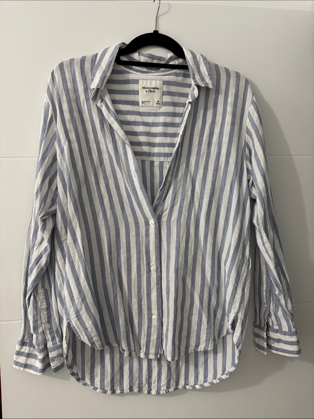 Abercrombie & Fitch Light Blue and White Stripe linen blend Button-Down Shirt